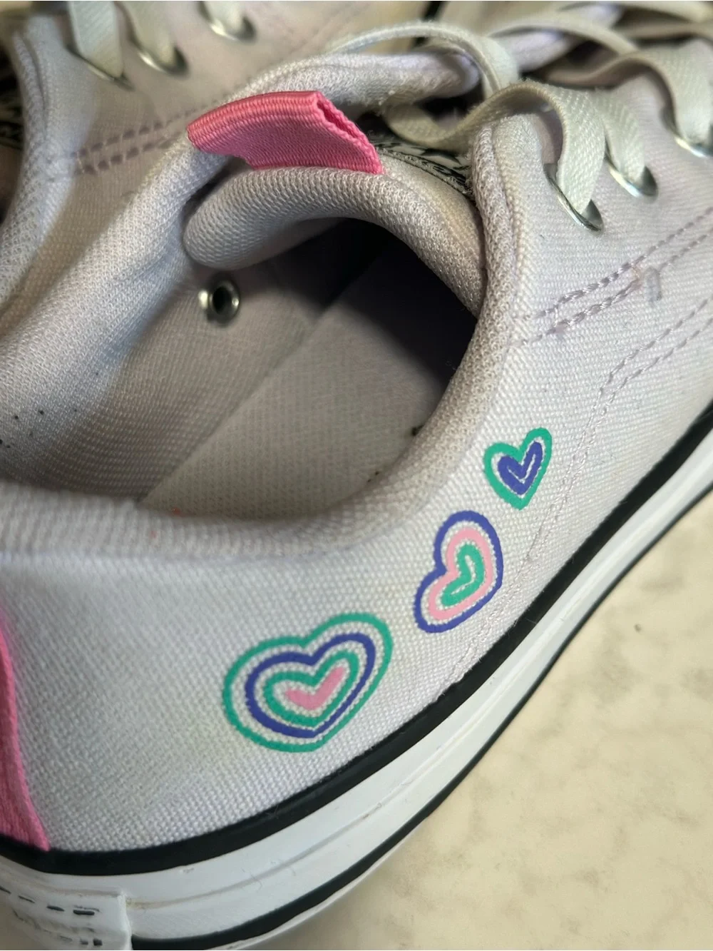 Converse Kids Low Top Canvas Sneakers in Light Gray with Pink Pull Tab